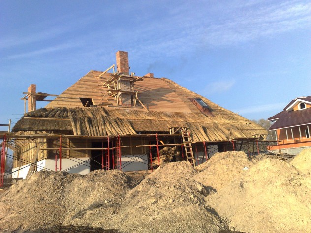 Thatched roof in Kiev