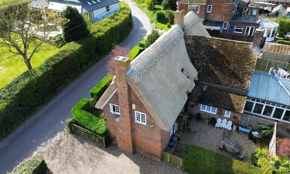 combed wheat reed West stourmouth Kent cottage